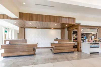 Photo 5 - Hilton Garden Inn Gilroy