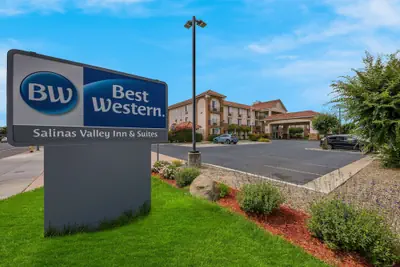 Photo 2 - Best Western Salinas Valley Inn & Suites