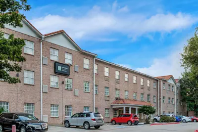 Photo 2 - MainStay Suites Addison-Dallas