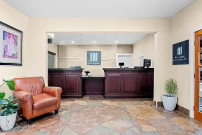 Photo 4 - MainStay Suites Addison-Dallas