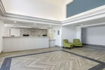 Photo 3 - Comfort Inn Martinsville