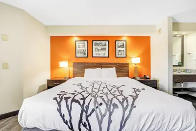Photo 3 - Wingate by Wyndham Leesburg Florida