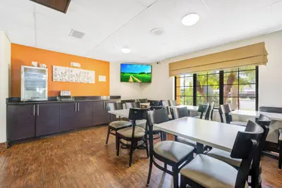 Photo 4 - Wingate by Wyndham Leesburg Florida