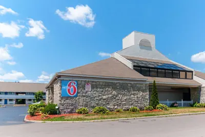 Photo 2 - Motel 6 Southgate, MI - Detroit