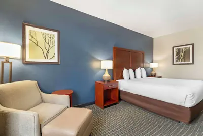Photo 2 - Best Western Northwest Corpus Christi Inn & Suites