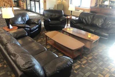 Photo 4 - Cobblestone Hotel & Suites – Wisconsin Rapids