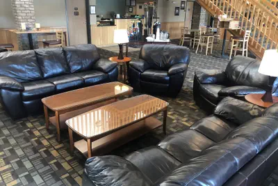 Photo 3 - Cobblestone Hotel & Suites – Wisconsin Rapids