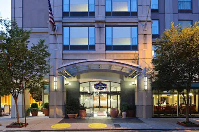 Photo 2 - Hampton Inn Philadelphia Center City-Convention Center