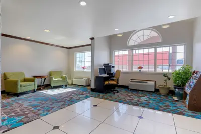 Photo 4 - Quality Inn Sallisaw