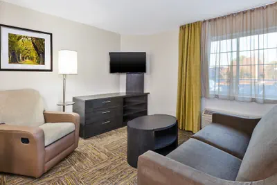 Photo 4 - Candlewood Suites Huntersville by IHG