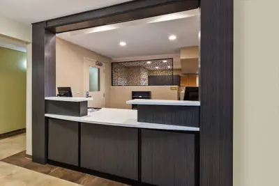 Photo 3 - Candlewood Suites Huntersville by IHG