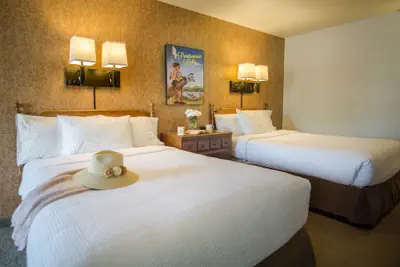 Photo 2 - The Yankee Inn