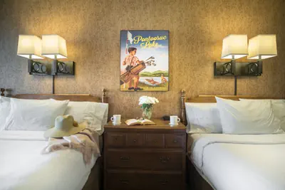 Photo 3 - The Yankee Inn