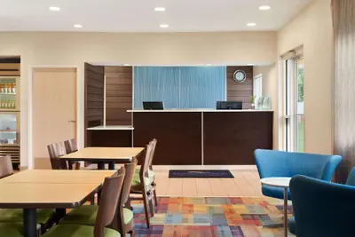 Photo 3 - Baymont by Wyndham Tulsa