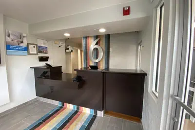 Photo 4 - Motel 6 Albuquerque, NM - Midtown