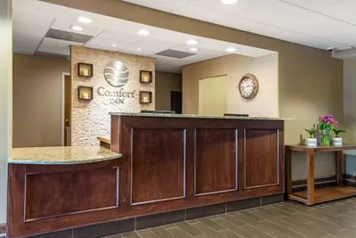 Photo 3 - Comfort Inn La Porte