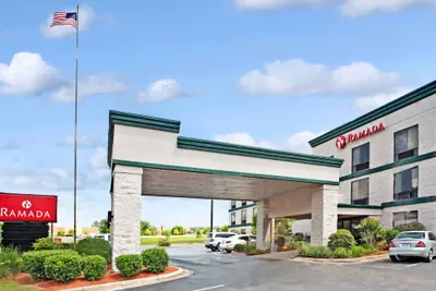 Photo 2 - Ramada by Wyndham Pearl/Jackson Airport