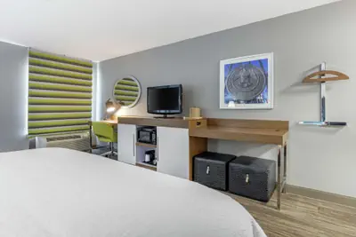 Photo 4 - Hampton Inn Brookhaven