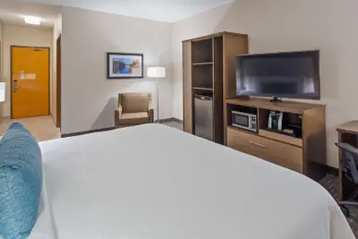 Photo 5 - Best Western Plus Hudson I-94