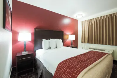 Photo 5 - Red Roof Inn Oklahoma Airport – I-40 W/Fairgrounds
