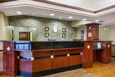 Photo 5 - Comfort Inn & Suites Hutchinson