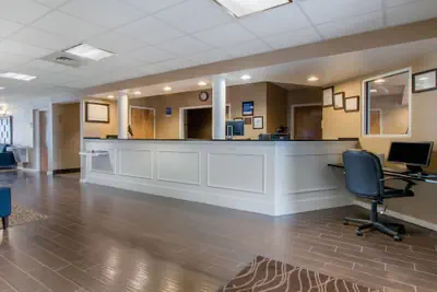 Photo 3 - Comfort Inn Mechanicsburg - Harrisburg South