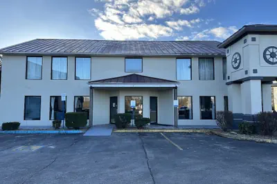 Photo 2 - Quality Inn Ashland
