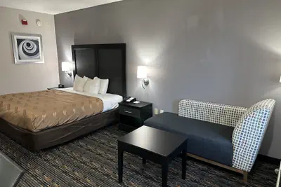 Photo 4 - Quality Inn Ashland