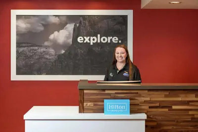 Photo 5 - Hampton Inn Phoenix/Chandler