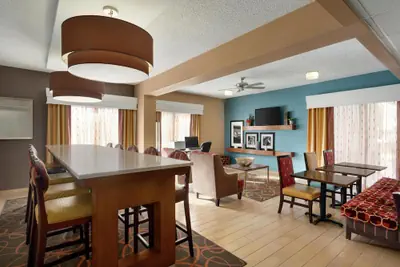 Photo 4 - Hampton Inn Phoenix/Chandler