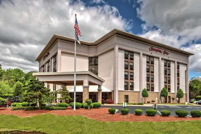 Photo 2 - Hampton Inn Elizabeth City
