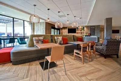 Photo 3 - Home2 Suites by Hilton Bowling Green