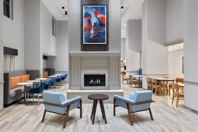 Photo 3 - Hampton Inn & Suites Charlottesville-At the University