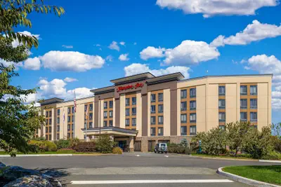 Photo 2 - Hampton Inn Carlstadt-At The Meadowlands