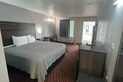 Photo 4 - Key West Inn