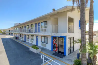 Photo 2 - Motel 6 San Ysidro, CA - San Diego - Border