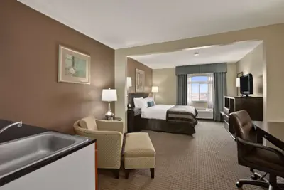 Photo 4 - Wingate by Wyndham Pueblo