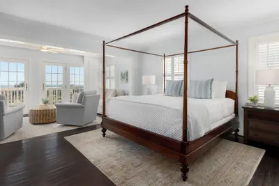 Photo 2 - Elizabeth Pointe Lodge