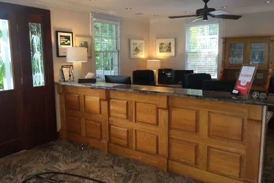 Photo 3 - Heron House - Adult Only