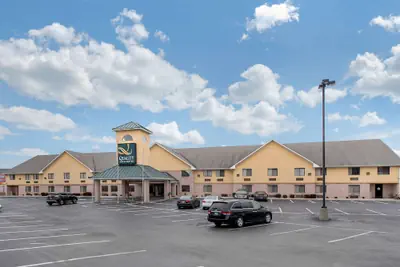 Photo 2 - Quality Inn & Suites Lebanon I-65