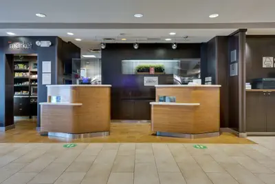 Photo 2 - Courtyard by Marriott Nashville at Opryland