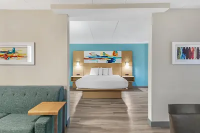Photo 5 - Best Western PLUS Executive Hotel