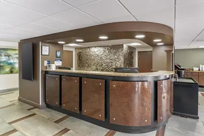 Photo 3 - Best Western PLUS Executive Hotel