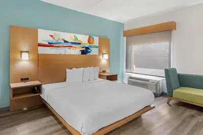 Photo 2 - Best Western PLUS Executive Hotel