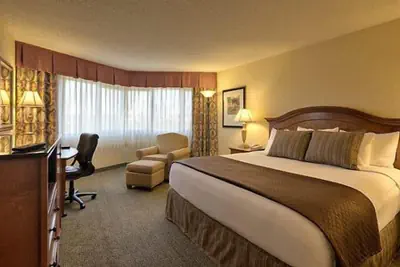 Photo 5 - Red Lion Hotel Yakima Center