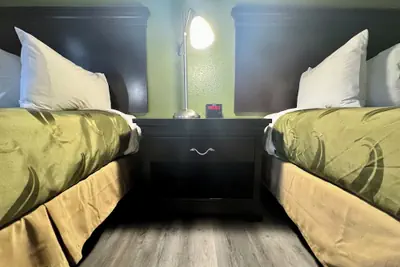 Photo 4 - Quality Inn & Suites Alexandria