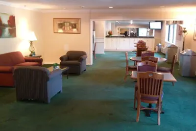 Photo 2 - Motel 6 Maryland Heights, MO