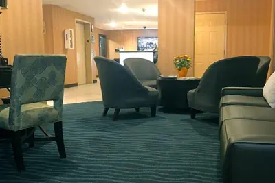 Photo 3 - Ivy Court Inn & Suites