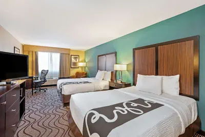 Photo 2 - La Quinta Inn & Suites by Wyndham Boise Towne Square