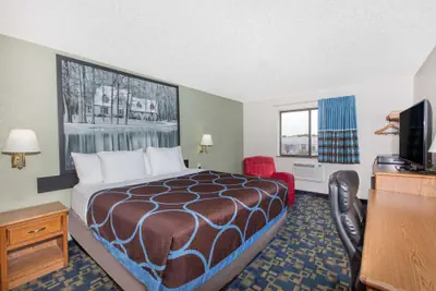 Photo 5 - Super 8 by Wyndham Aberdeen MD
